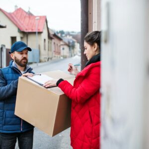 Same-Day vs. Next-Day Delivery: Choosing the Best Option for Your Business